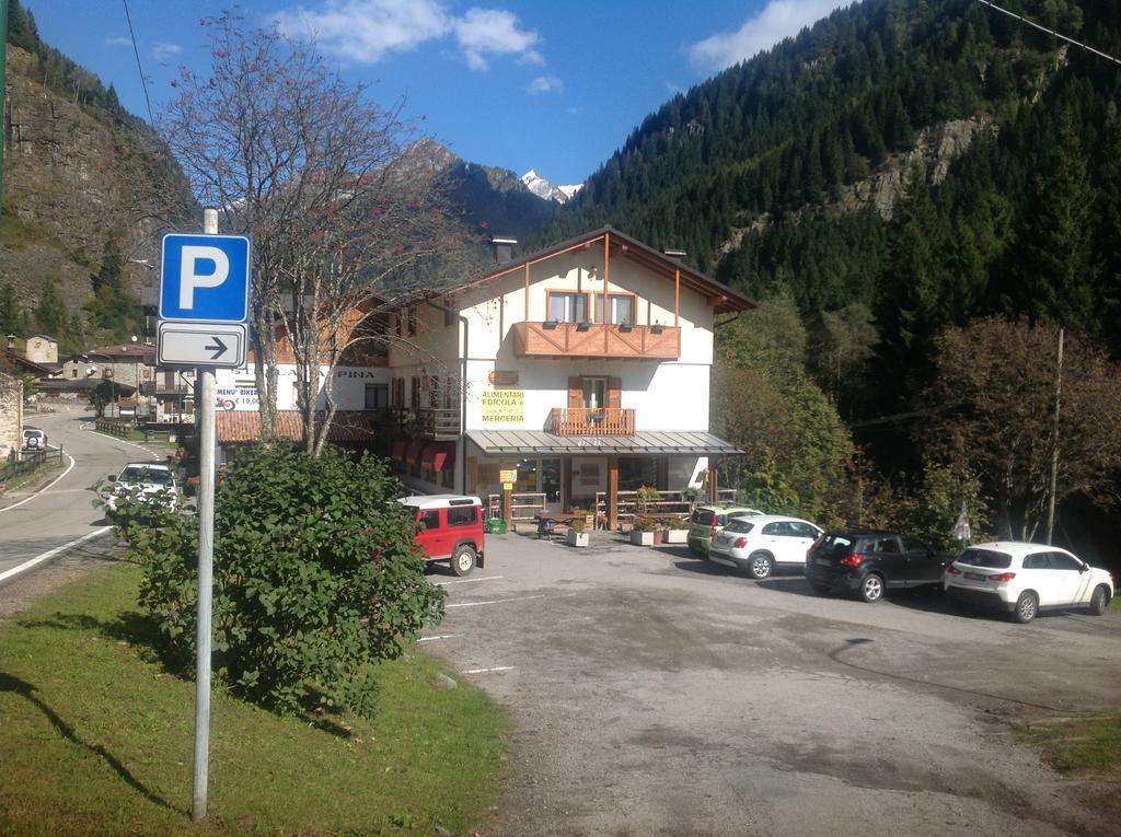 Affittacamere Valle Dorizzo Di Scavoni Paolo Val Dorizzo Exteriör bild